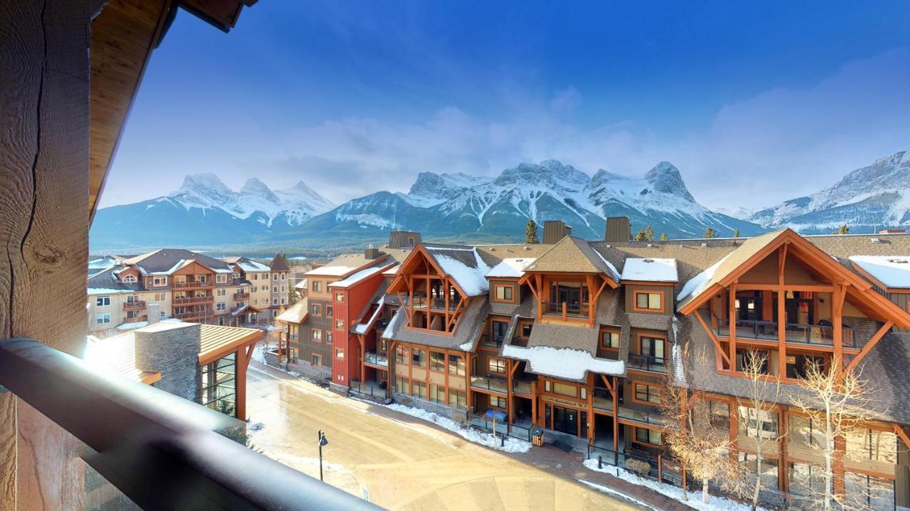 Отель Spectacular Penthouse With Amazing Views, Indoor Pool And Hot Tub Канмор Экстерьер фото
